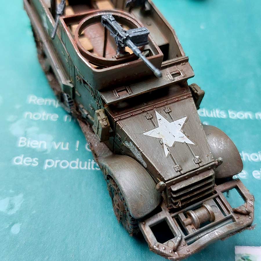 Placement définitif des soldats et fils télégraphiques